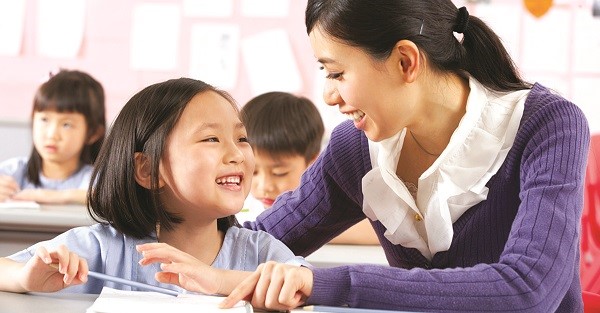 Cùng con “nói không” với áp lực