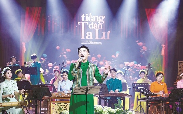 Giọng ca phi giới tính Trần Tùng Anh: “Tôi nghĩ trong cơ thể mình có hai con người”