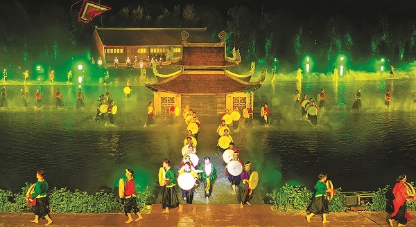 Tour đêm khám phá vẻ đẹp Hà Nội