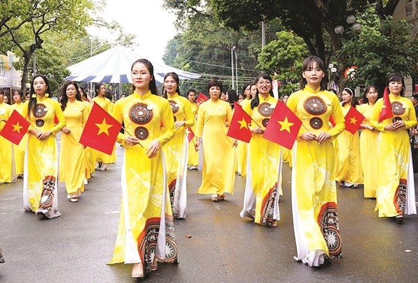 Rộn ràng chào đón ngày của giới nữ