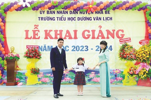 Những người trẻ “giỏi việc Đoàn, đảm việc nhà”