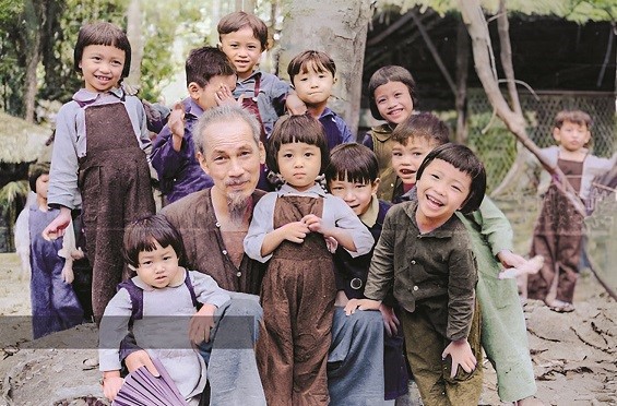 Hình ảnh Bác luôn sáng mãi