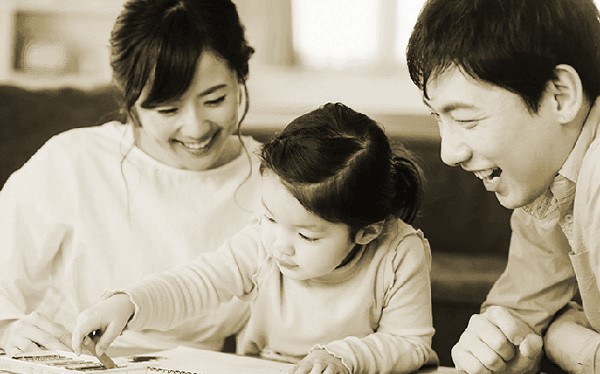 Cùng con bước vào năm học mới