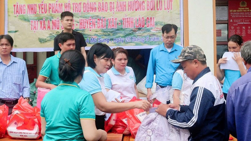 Tự hào về những người Hà Nội nghĩa tình