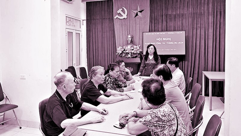 Nữ bí thư chi bộ góp sức xây dựng Thủ đô văn hiến, văn minh