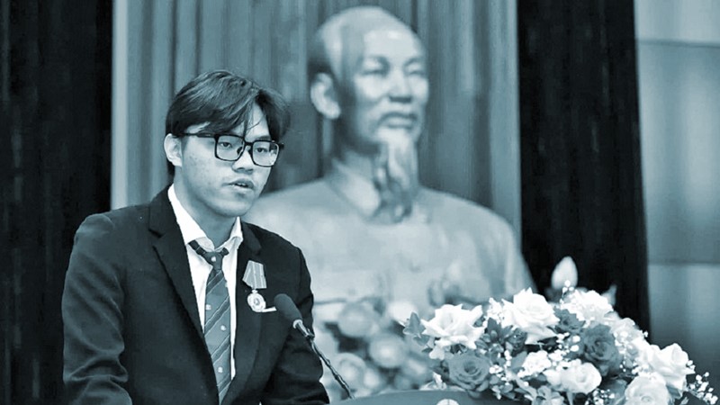 Nam sinh 2 lần được nhận Huân chương Lao động