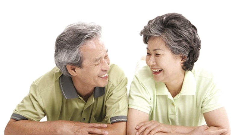 Bảo vệ sức khỏe người cao tuổi trong mùa hè