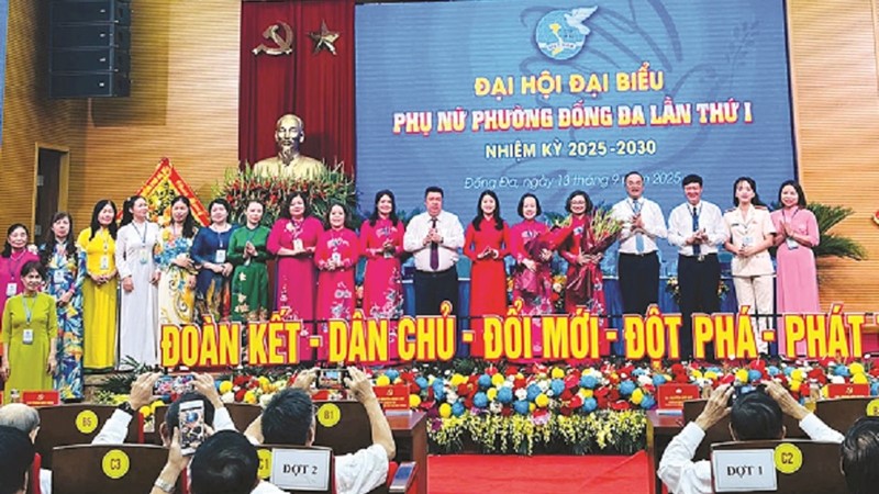 Xây dựng tổ chức Hội và phong trào phụ nữ phát triển trong giai đoạn mới