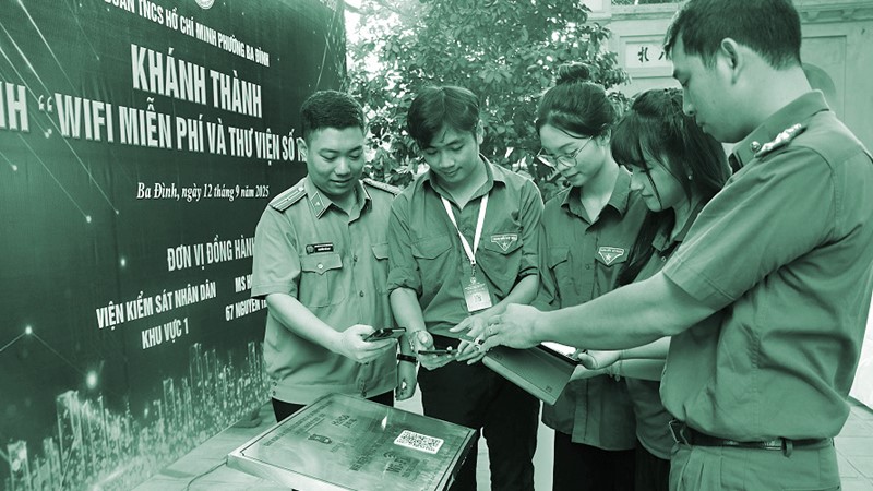 Người trẻ xung kích trên tuyến đầu “chuyển đổi số”