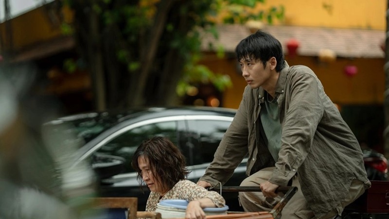 Phim tình cảm gia đình thành “hiện tượng phòng vé”