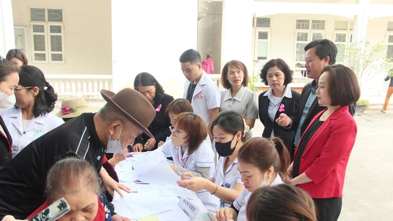 Chủ động tầm soát ung thư vú, ung thư cổ tử cung