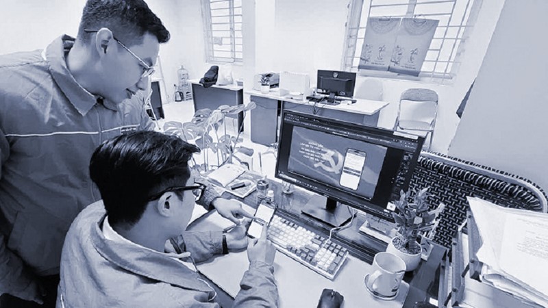 Hà Nội tiên phong thu hẹp khoảng cách số