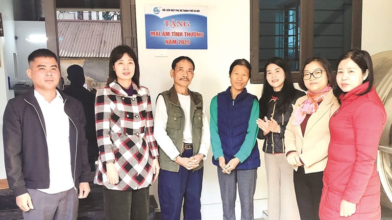 Để mọi nhà, mọi người đều có Tết