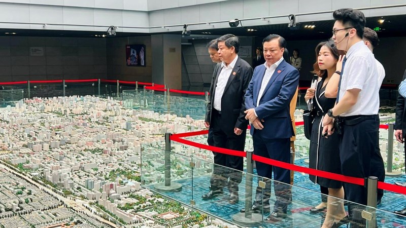 Đoàn đại biểu thành phố Hà Nội tham quan một số mô hình quản lý, phát triển đô thị tại Bắc Kinh (Trung Quốc)