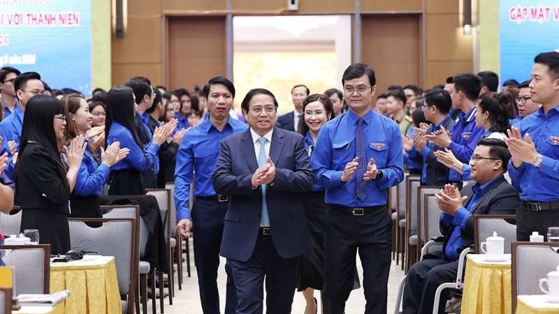 Thủ tướng Phạm Minh Chính đang đối thoại với Thanh niên Việt Nam