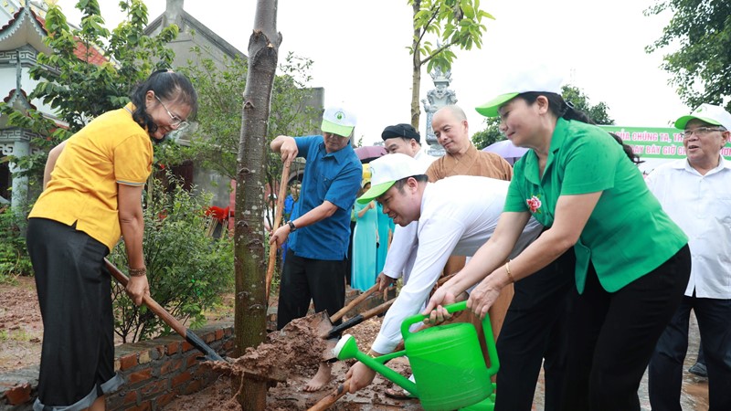 Hưởng ứng ngày Môi trường thế giới năm 2024 với chủ đề “Phục hồi đất, chống hạn hán và sa mạc hoá”