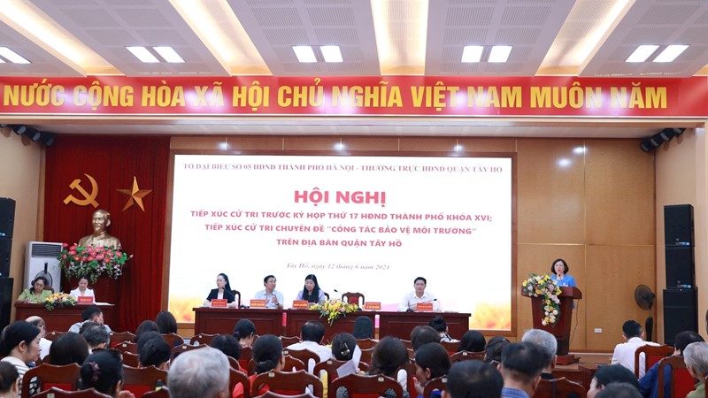 Nhiều kiến nghị của cử tri quận Tây Hồ được giải đáp  ​