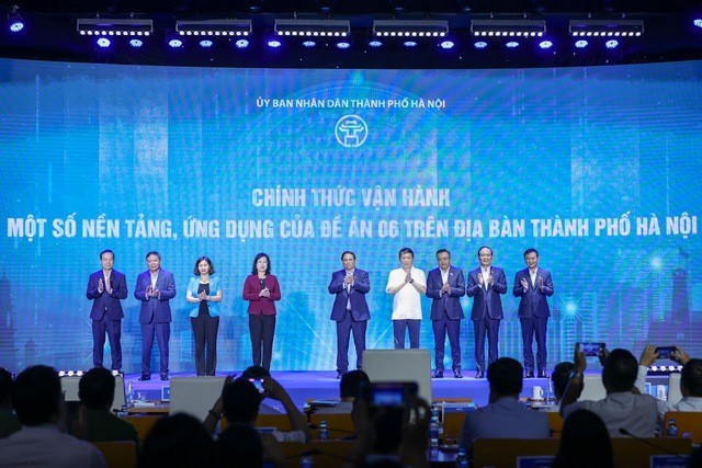 ​  Đẩy mạnh chuyển đổi số, triển khai Đề án 06 trong ngành y tế