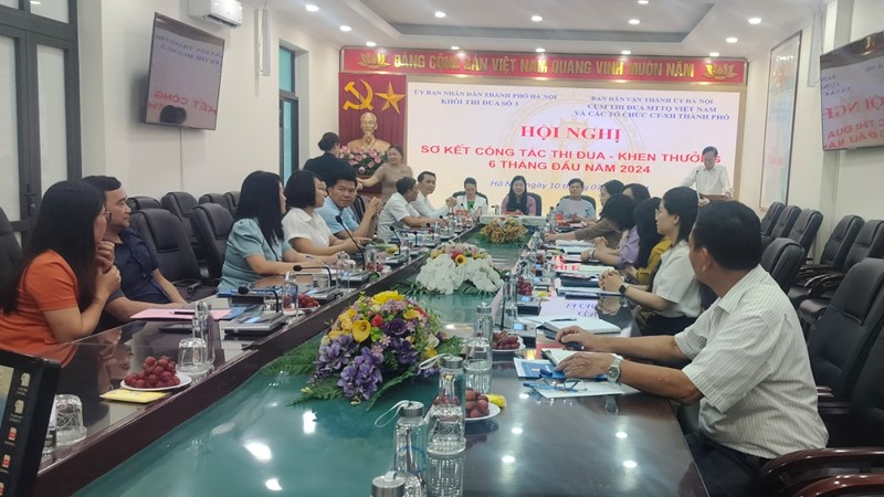 Đẩy mạnh thực hiện các cuộc vận động, các phong trào thi đua yêu nước, thiết thực kỷ niệm 70 năm Giải phóng Thủ đô