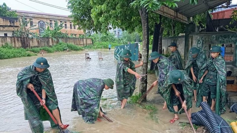 Huyện Thạch Thất: Tổng diện tích còn bị ngập sâu là 21,4ha