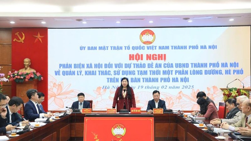 ​  Hà Nội: Góp ý về quản lý, khai thác, sử dụng tạm thời một phần lòng đường, hè phố
