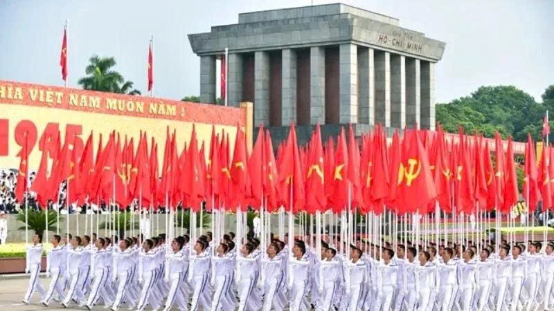 Tinh thần đại đoàn kết dân tộc; khắc sâu đạo lý “Uống nước nhớ nguồn”