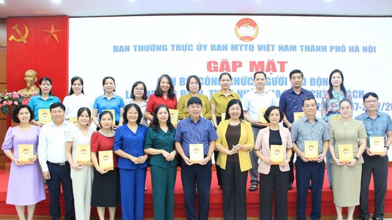 Uỷ ban MTTQ Việt Nam thành phố Hà Nội tổ chức gặp mặt cán bộ, nhân viên là thương binh, thân nhân gia đình chính sách