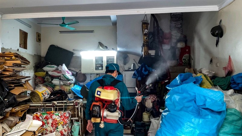 Hà Nội yêu cầu xã phường mở “chiến dịch” diệt lăng quăng phòng sốt xuất huyết