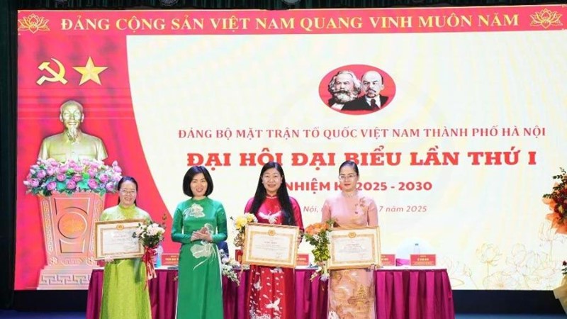 Niềm tin của cán bộ, đảng viên và nhân dân với Đảng ngày càng được củng cố và sâu sắc hơn