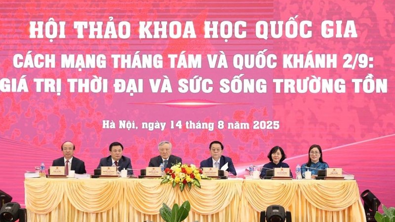 Các tham luận phản ánh khá toàn diện, đầy đủ và sâu sắc về các chặng đường phát triển của cách mạng Việt Nam 80 năm qua