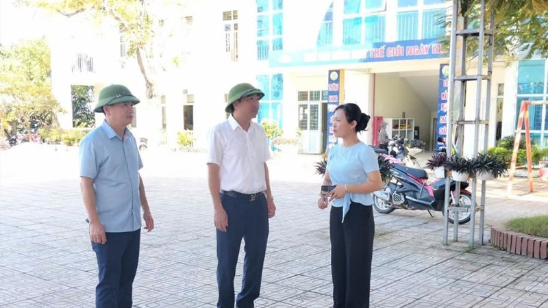 Xã Kiều Phú tổng vệ sinh môi trường, đảm bảo điều kiện cho thầy và trò đón năm học mới
