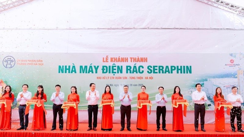Hà Nội: Khánh thành Nhà máy đốt rác phát điện Seraphin, công suất 2.250 tấn/ngày, đêm
