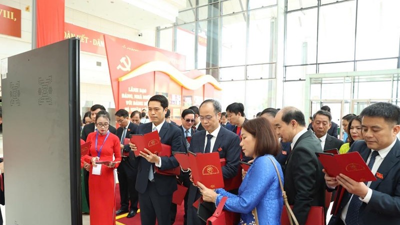 Lần đầu tiên tiêu chí “hạnh phúc” được đưa chính thức vào văn kiện Đại hội Đảng bộ TP Hà Nội