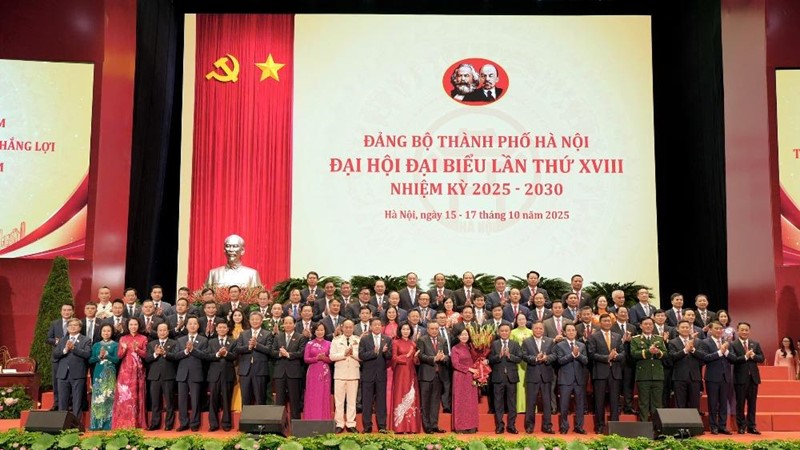 Ban Chấp hành Đảng bộ thành phố Hà Nội khóa XVIII ra mắt Đại hội