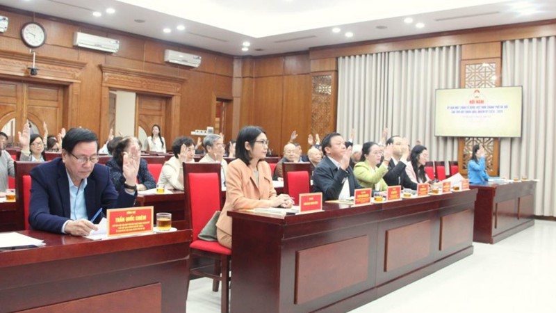 MTTQ Việt Nam thành phố Hà Nội thông qua các nội dung chương trình Đại hội khóa XVIII