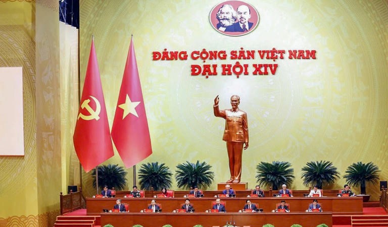 Ý Đảng hòa quyện lòng dân