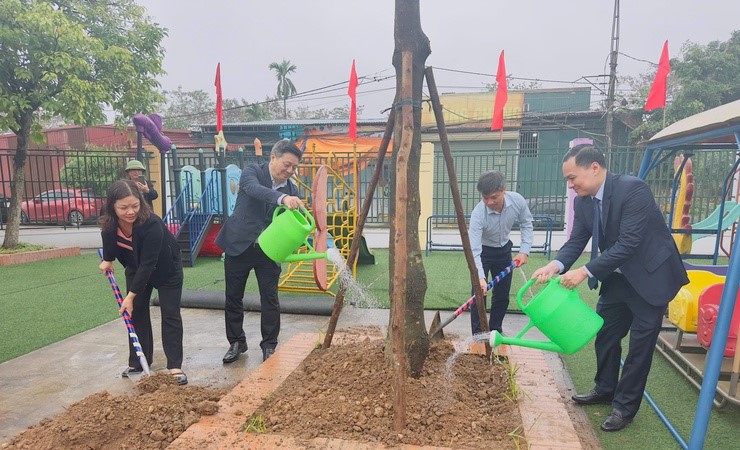 Xã Thanh Oai phát động Tết trồng cây “Đời đời nhớ ơn Bác Hồ” Xuân Bính Ngọ 2026