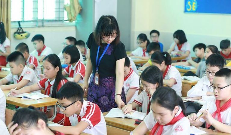 Bỏ quy định giáo viên phải có chứng chỉ bồi dưỡng theo tiêu chuẩn chức danh nghề nghiệp theo hạng