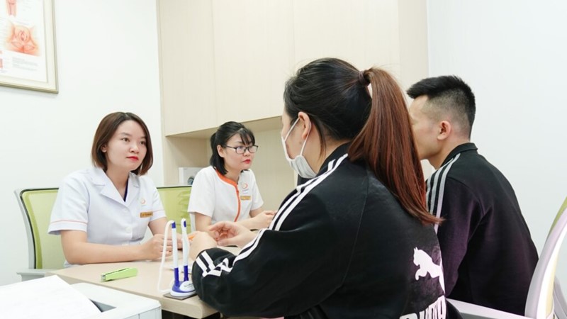 Vợ chồng hiện đại không ngại khám tiền hôn nhân