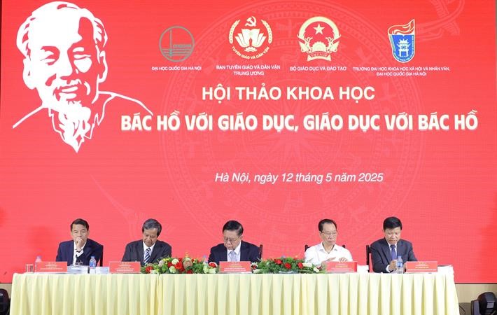 Hội thảo khoa học “Bác Hồ với giáo dục, giáo dục với Bác Hồ”