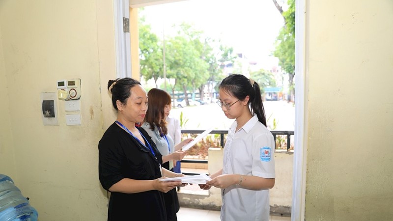 Hôm nay, thí sinh Hà Nội chính thức bước vào kỳ thi lớp 10 THPT năm học 2025-2026