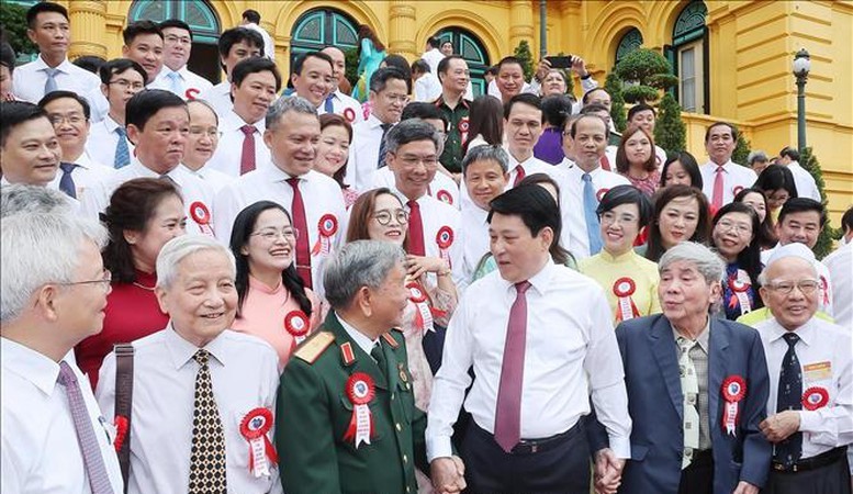 Chủ tịch nước: Báo chí phải luôn là người đồng hành tỉnh táo và tin cậy cùng đất nước bước vào kỷ nguyên mới