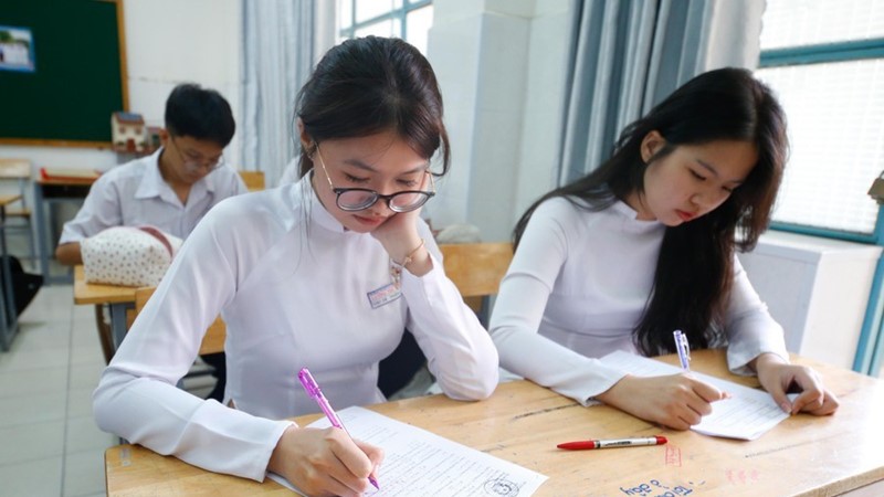 Cả nước có gần 1,17 triệu thí sinh tham dự kỳ thi tốt nghiệp trung học phổ thông năm 2025