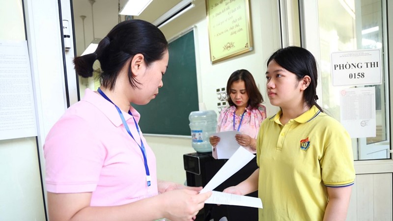 Kết thúc ngày thi đầu tiên, 15 thí sinh bị đình chỉ thi