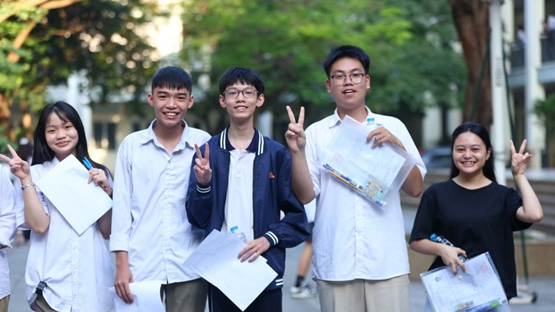 Gợi ý đáp án môn Vật lý kỳ thi tốt nghiệp THPT năm 2025