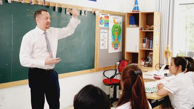 Đưa tiếng Anh thành ngôn ngữ thứ hai trong trường học