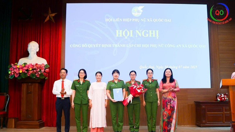 Hội LHPN xã Quốc Oai ra mắt 10 chi hội Phụ nữ trong lực lượng vũ trang và ngành Giáo dục mầm non