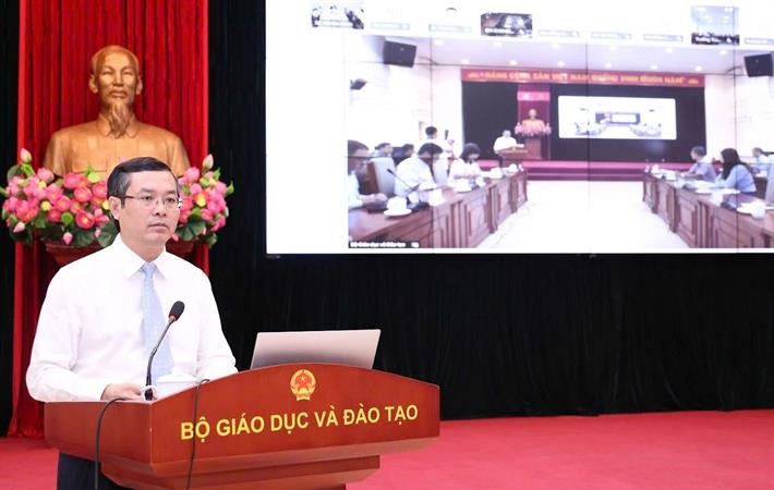  Không ai bị bỏ lại phía sau trong kỷ nguyên số
