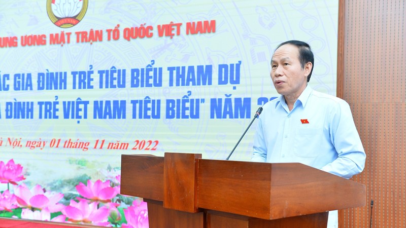 Gia đình trẻ tiêu biểu là sứ giả lan tỏa giá trị tốt đẹp của văn hóa Việt Nam