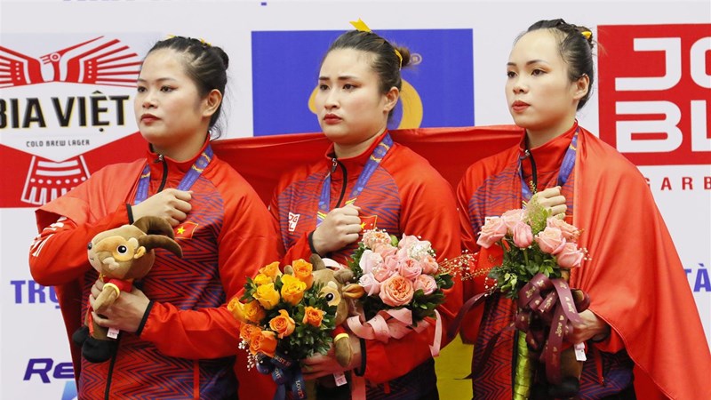 Việt Nam tạm dẫn đầu bảng tổng sắp huy chương tại SEA Games 31